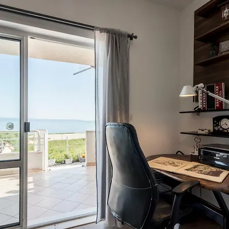 Apartment Seaview Apartment